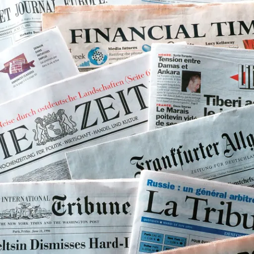 News Prompt logo